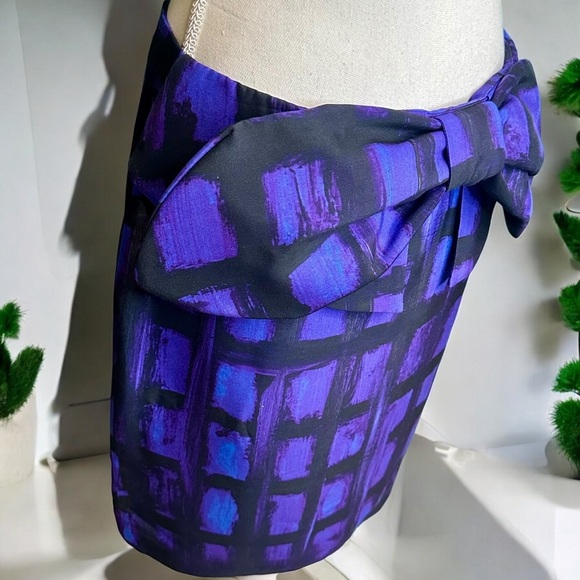 NWT Moschino Couture Purple & Black Abstract Print Bow Detail Mini Skirt Size 8 - Picture 14 of 16
